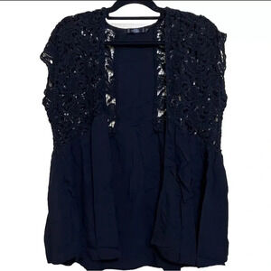 BKE Boutique Women’s M Black Crochet Sleeveless Vest Cardigan